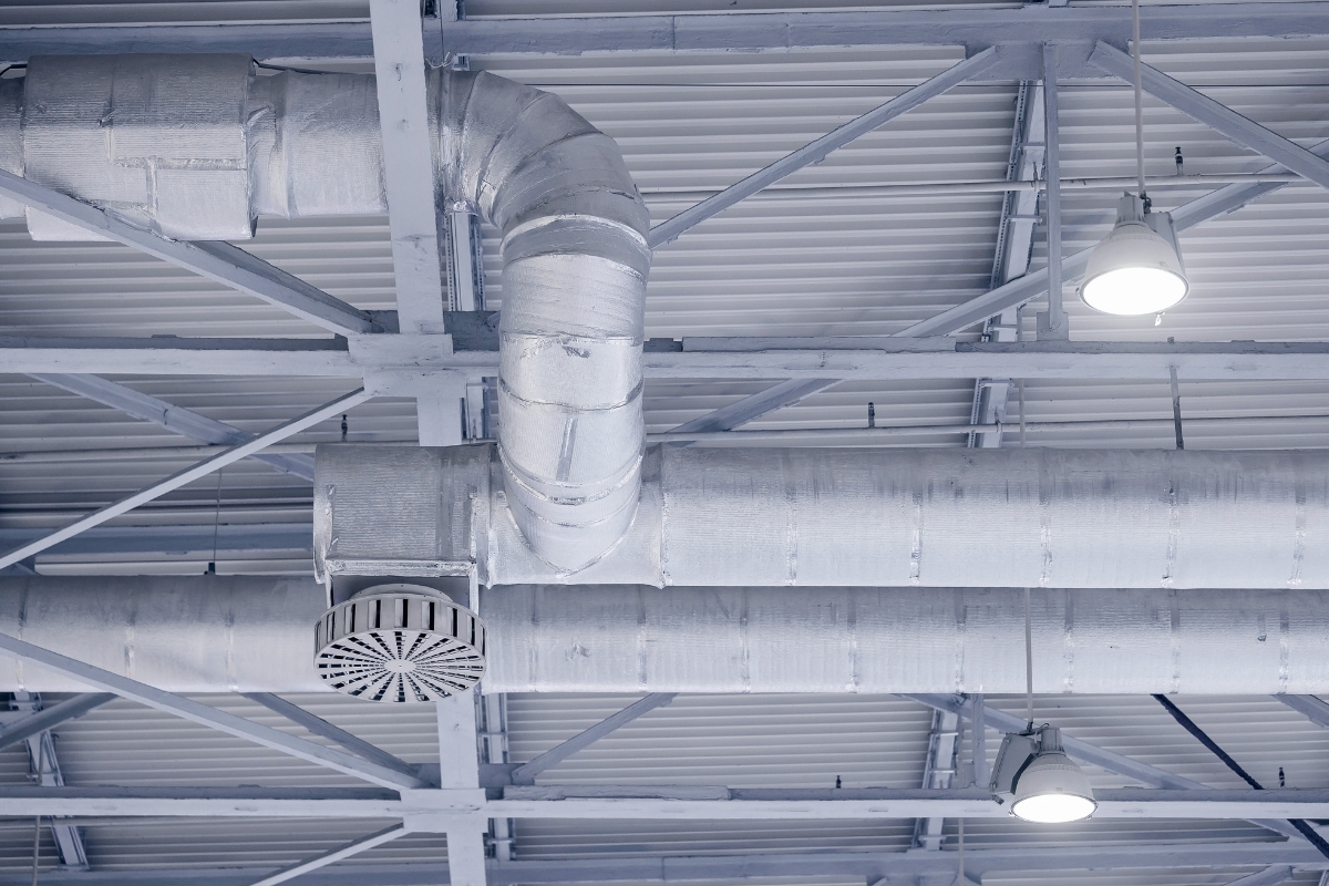 prikaz sistema ventilacije u fabrici